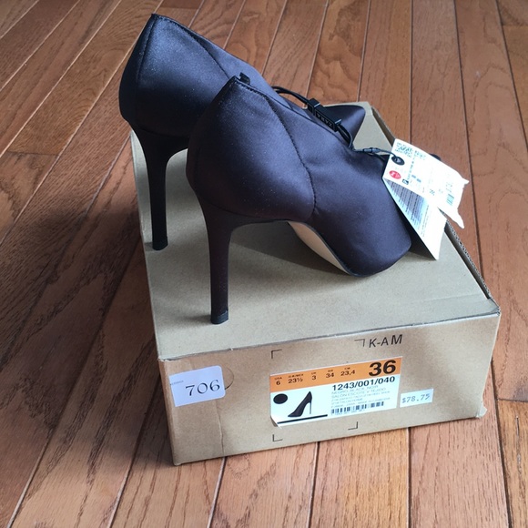 NWT size 6 Zara black heel shoes - Picture 2 of 6